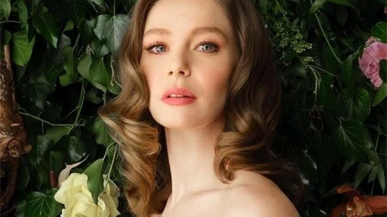 فتاة النافذة الموسم الثالث الحلقة 28