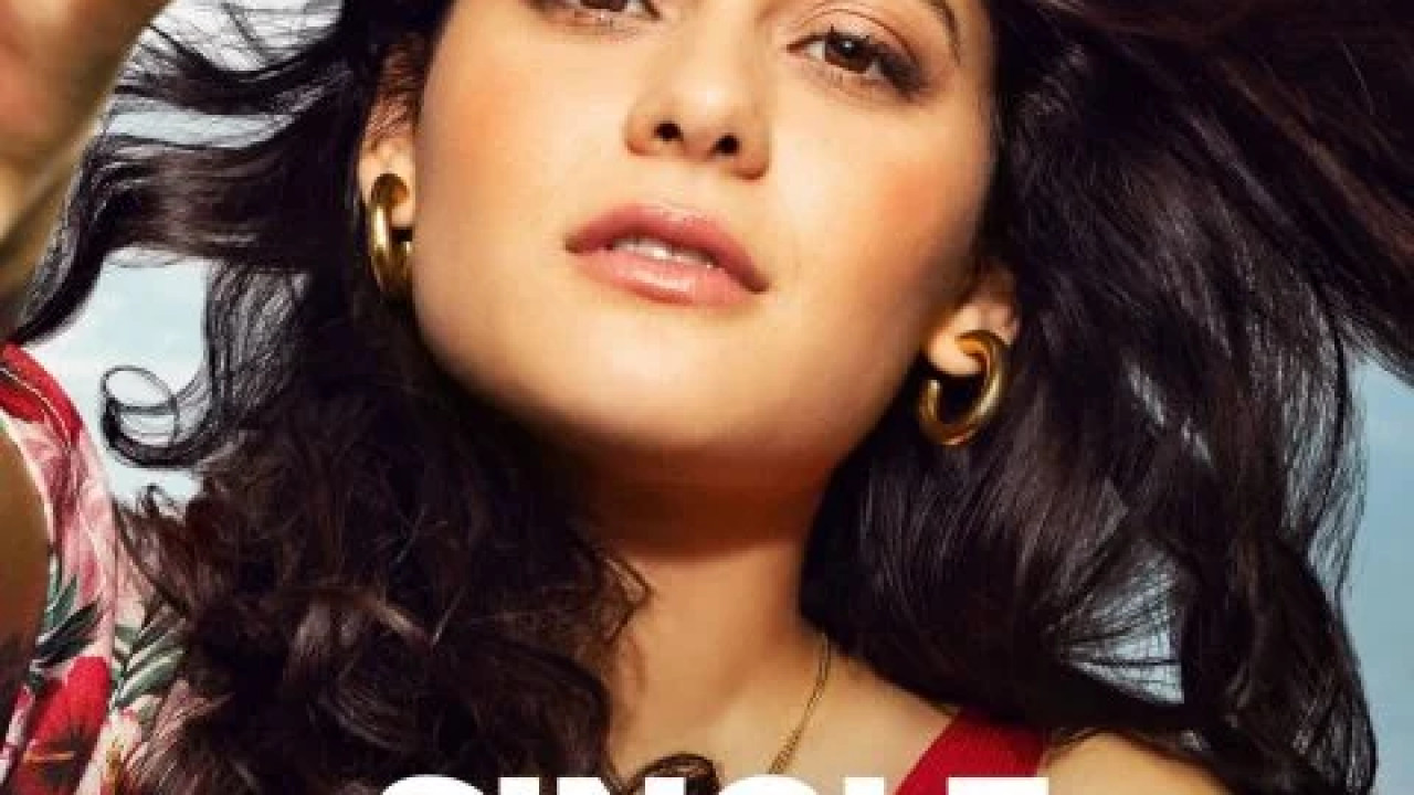 Single Drunk Female الموسم الثاني الحلقة 1